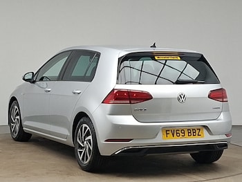 Used Volkswagen Golf 2019 for sale - 77689786: Photo