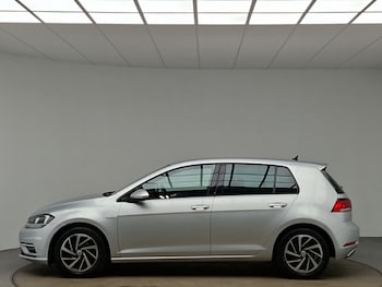 Used Volkswagen Golf 2019 for sale - 77689786: Photo
