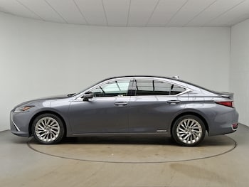 Used Lexus ES 2021 for sale - 79615430: Photo