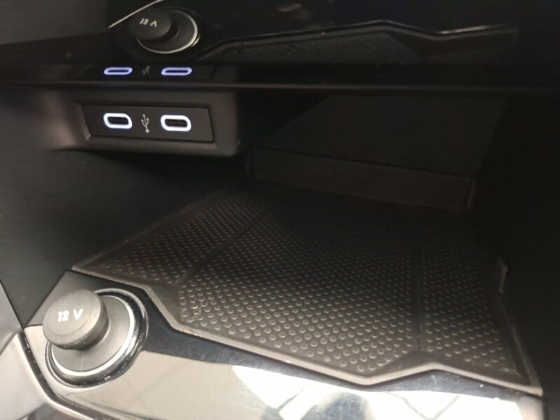 Used Volkswagen T-Roc 2023 for sale - 77938974: Photo 14