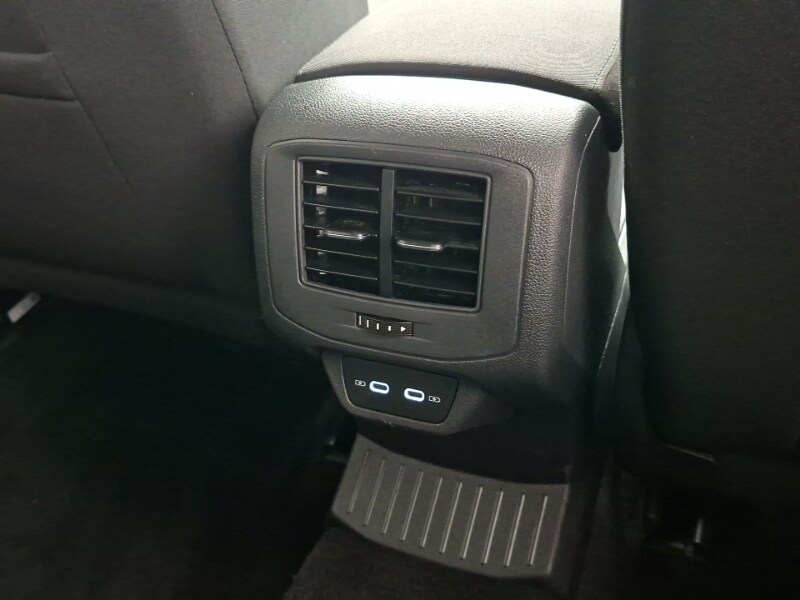 Used Volkswagen T-Roc 2023 for sale - 77938974: Photo 18