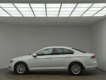 Used Volkswagen Passat 2019 for sale - 78595452: Photo