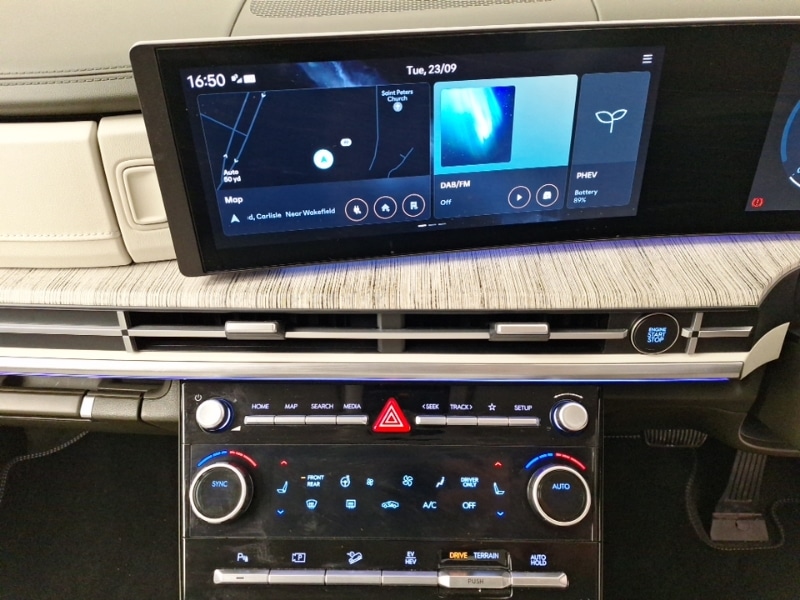 Used Hyundai Santa Fe 2025 for sale - 76311527: Photo 10