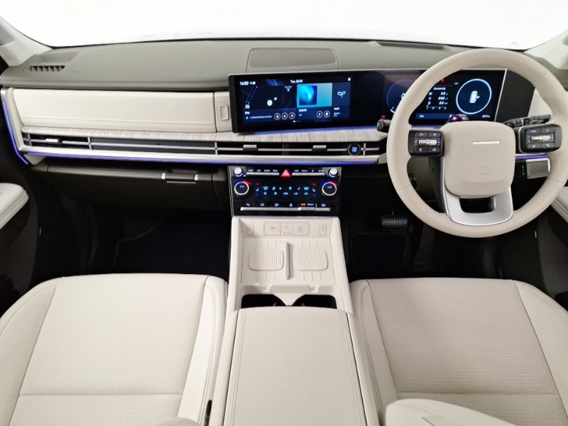 Used Hyundai Santa Fe 2025 for sale - 76311527: Photo 2