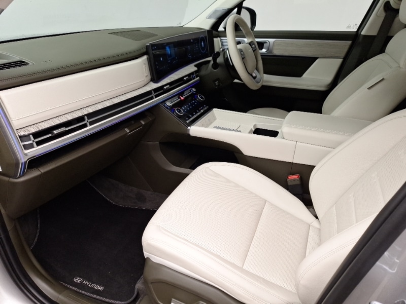 Used Hyundai Santa Fe 2025 for sale - 76311527: Photo 5