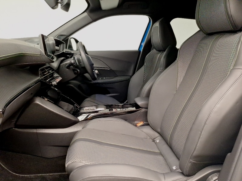 Used Peugeot 2008 2022 for sale - 76493330: Photo 5