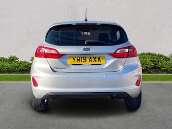 Used Ford Fiesta 2019 for sale - 76107185: Photo 4
