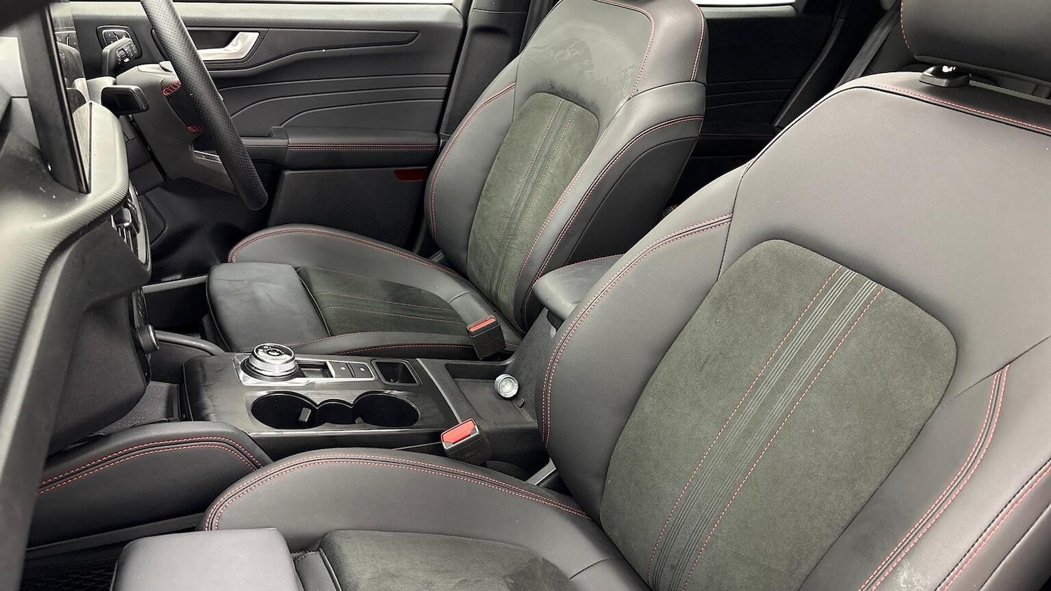 Used Ford Kuga 2024 for sale - 76157187: Photo 15