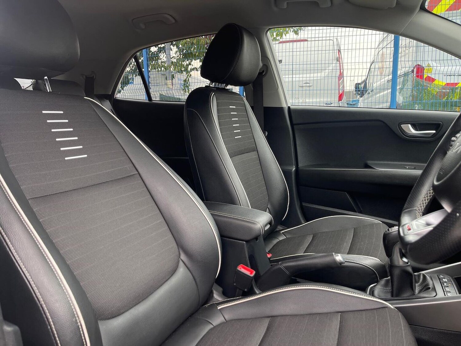 Used Kia Rio 2022 for sale - 76157181: Photo 32