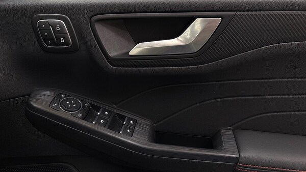 Used Ford Kuga 2025 for sale - 76157189: Photo 26