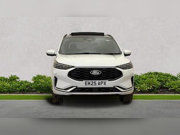 Used Ford Kuga 2025 for sale - 76157189: Photo 4