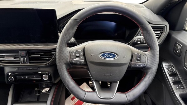Used Ford Kuga 2025 for sale - 76157189: Photo 9