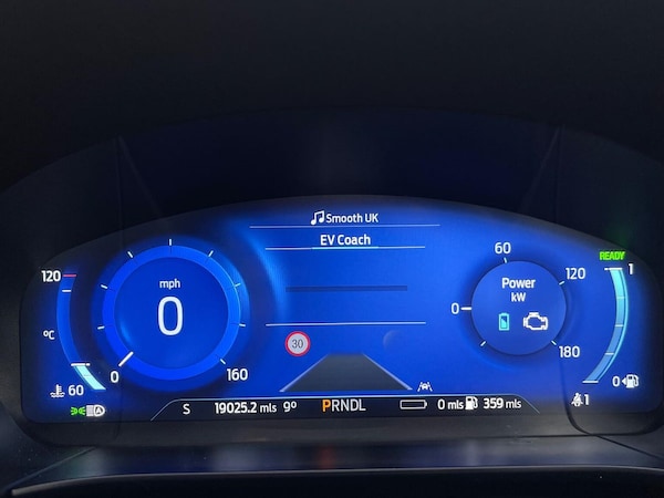 Used Ford Kuga 2023 for sale - 76273512: Photo 10