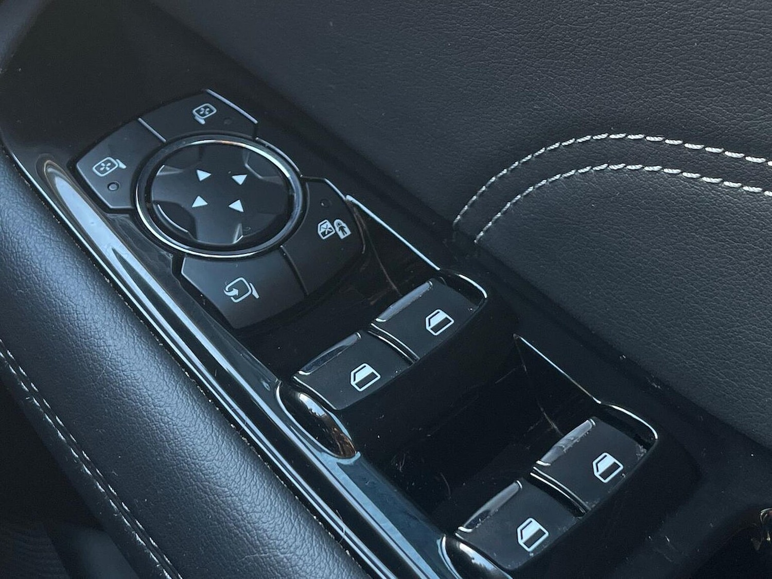 Used Ford S-Max 2022 for sale - 76600127: Photo 21