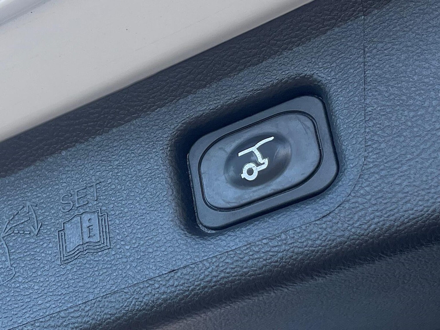 Used Ford S-Max 2022 for sale - 76600127: Photo 41