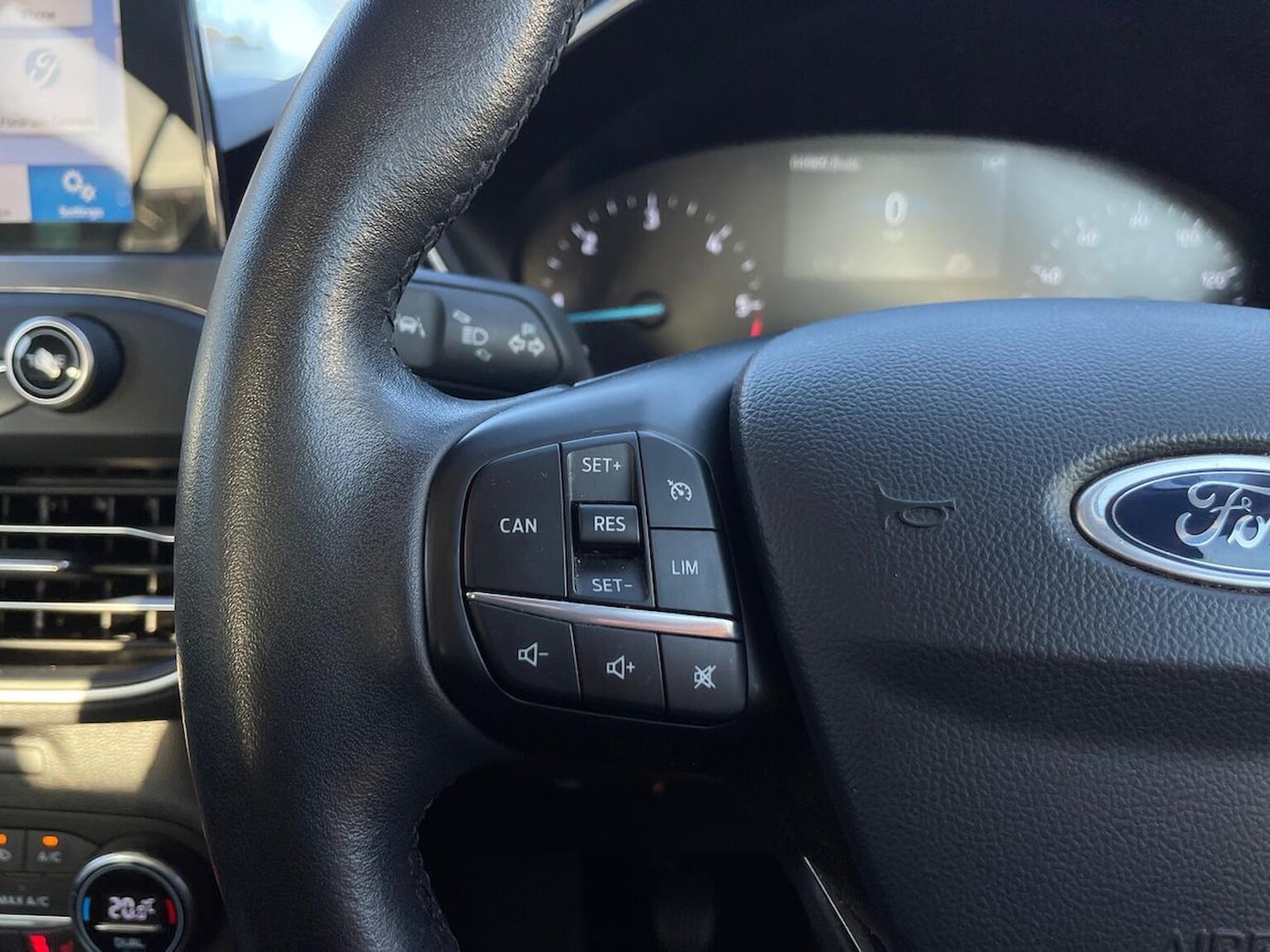 Used Ford Focus 2018 for sale - 76918969: Photo 26