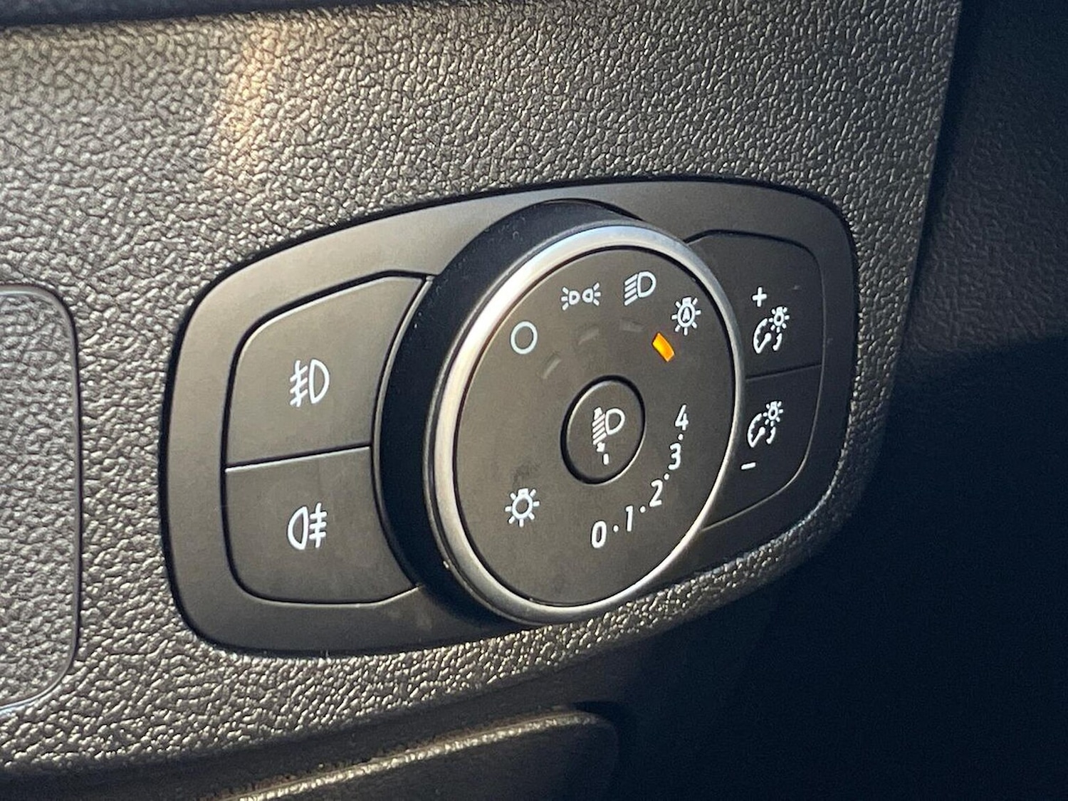 Used Ford Focus 2018 for sale - 76918969: Photo 41