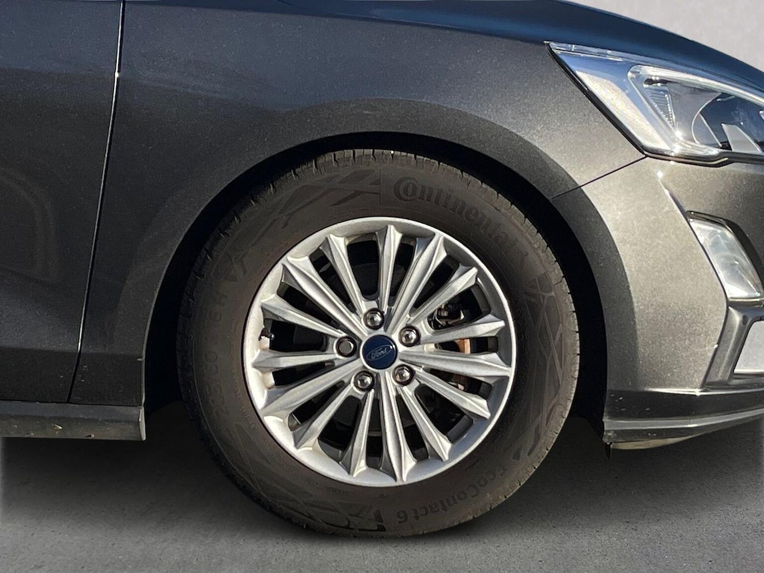 Used Ford Focus 2018 for sale - 76918969: Photo 6