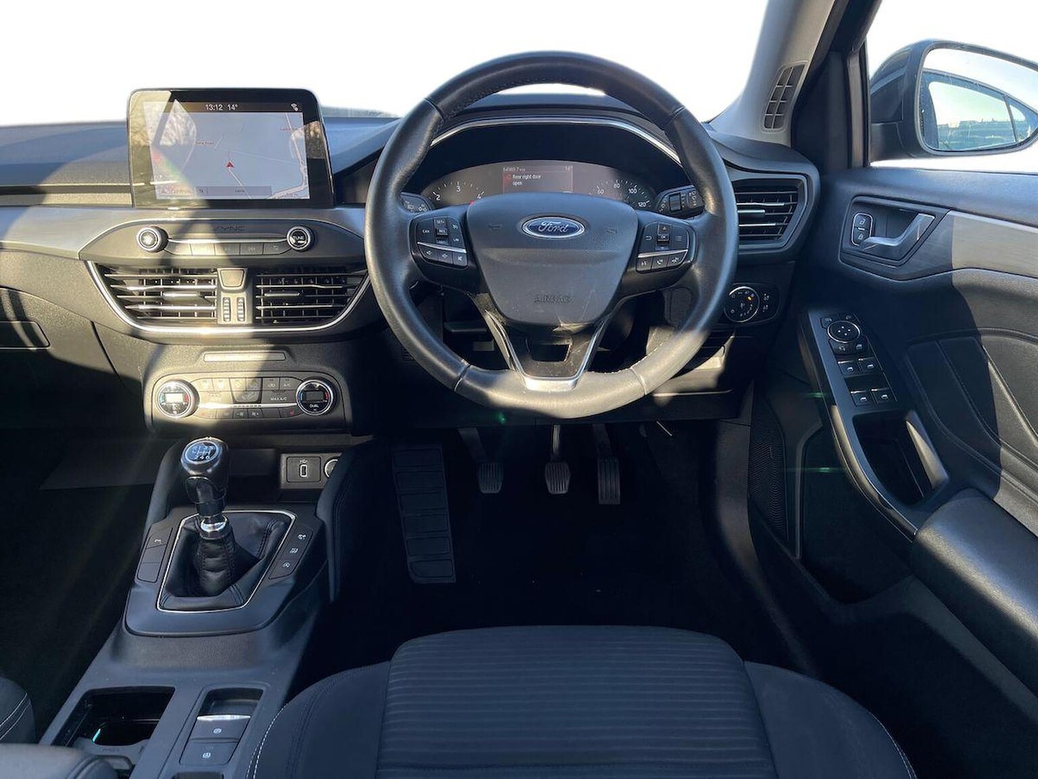 Used Ford Focus 2018 for sale - 76918969: Photo 9