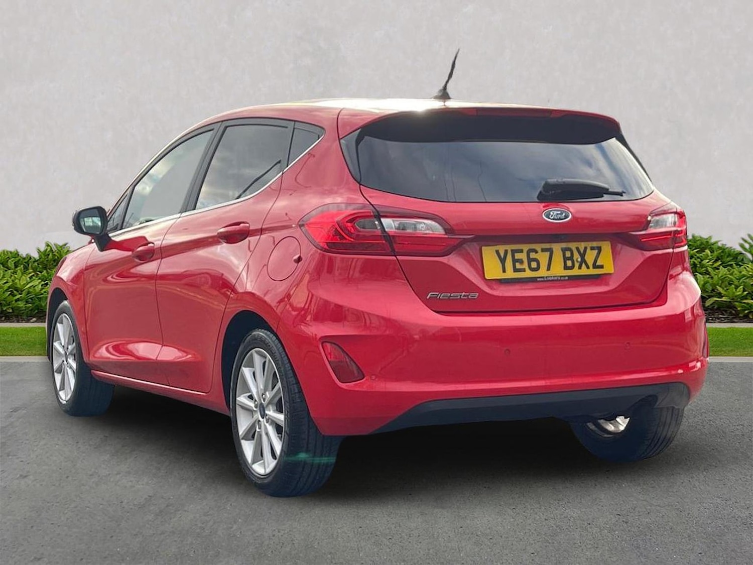 Used Ford Fiesta 2017 for sale - 77056682: Photo 2