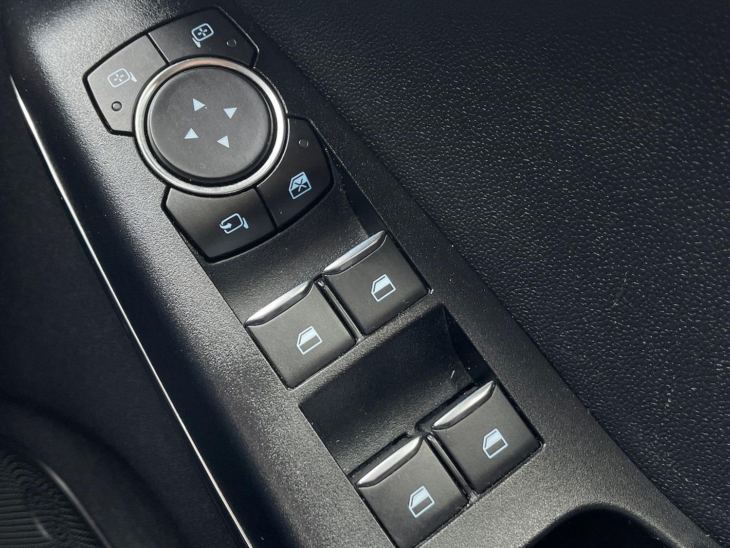 Used Ford Fiesta 2017 for sale - 77056682: Photo 23