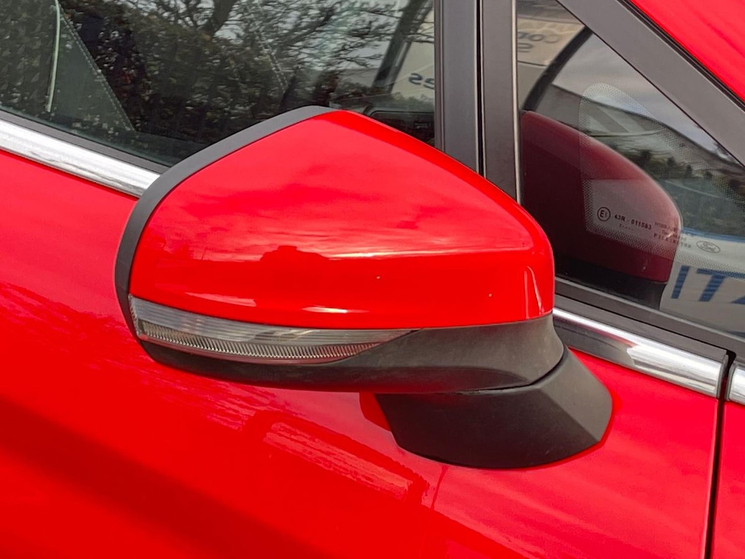 Used Ford Fiesta 2017 for sale - 77056682: Photo 40