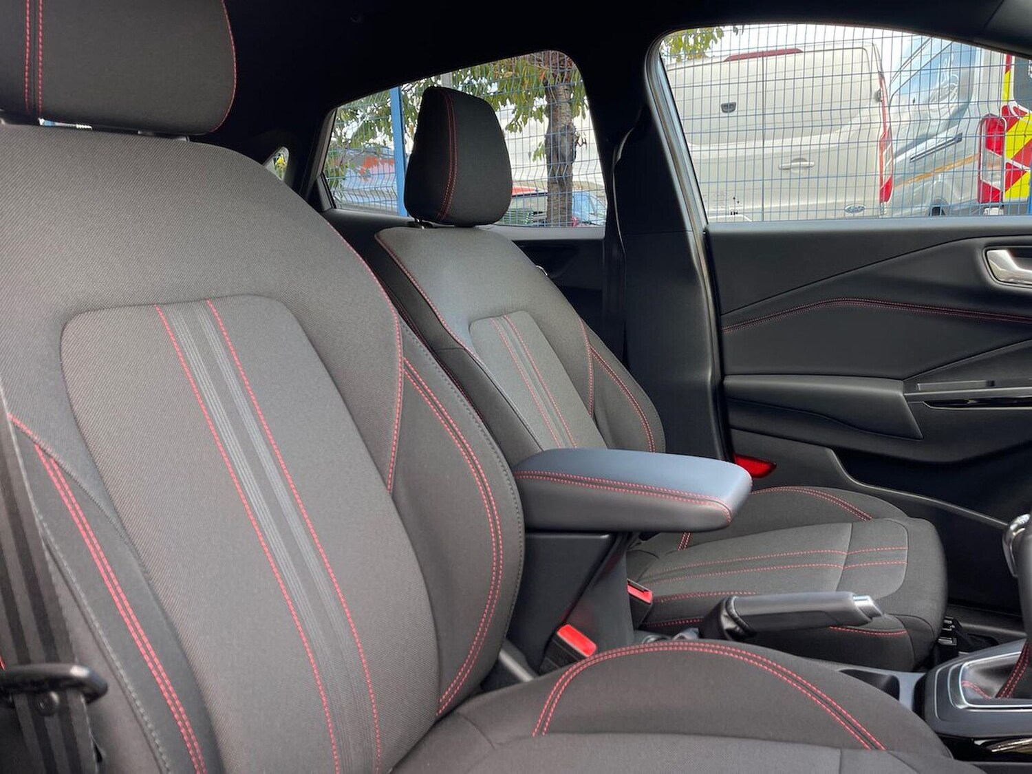 Used Ford Puma 2025 for sale - 76353658: Photo 32