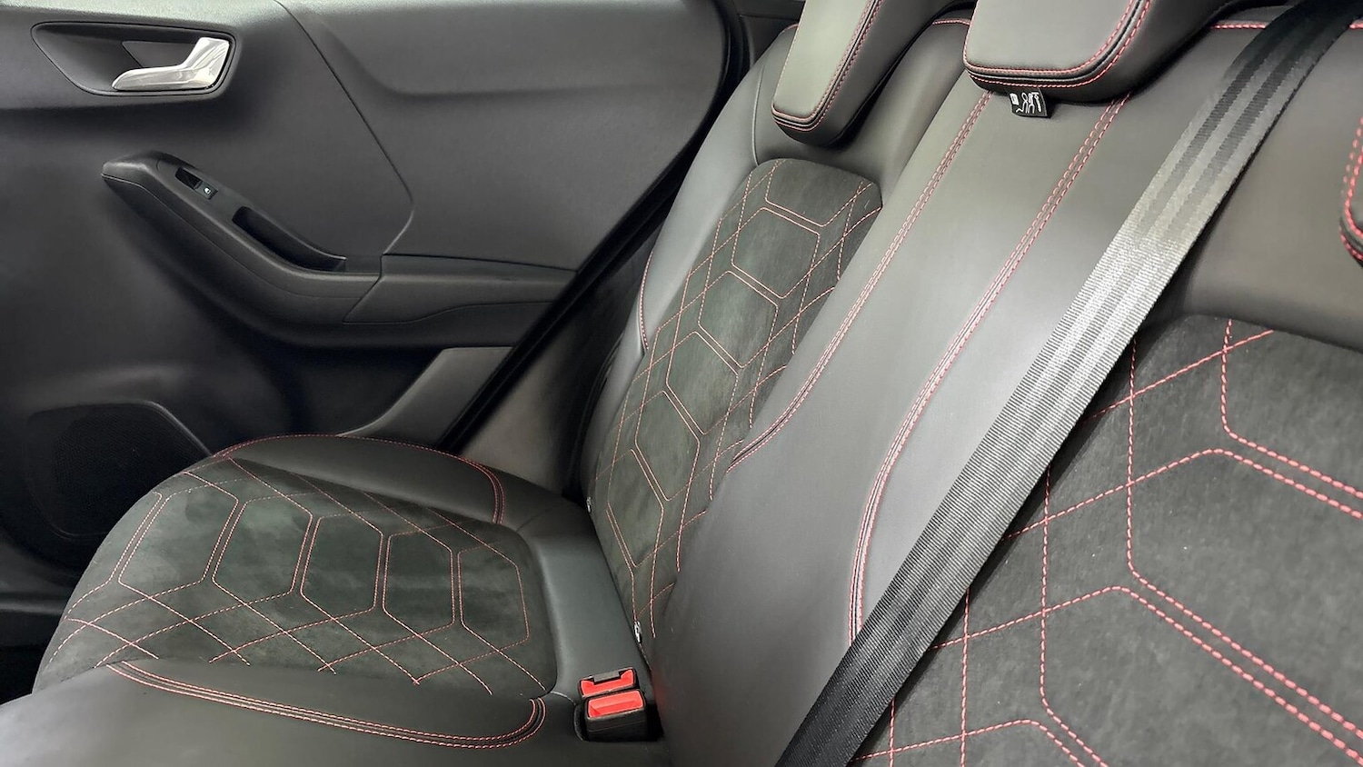 Used Ford Puma 2024 for sale - 76687297: Photo 16