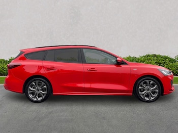 Used Ford Focus 2023 for sale - 76273506: Photo