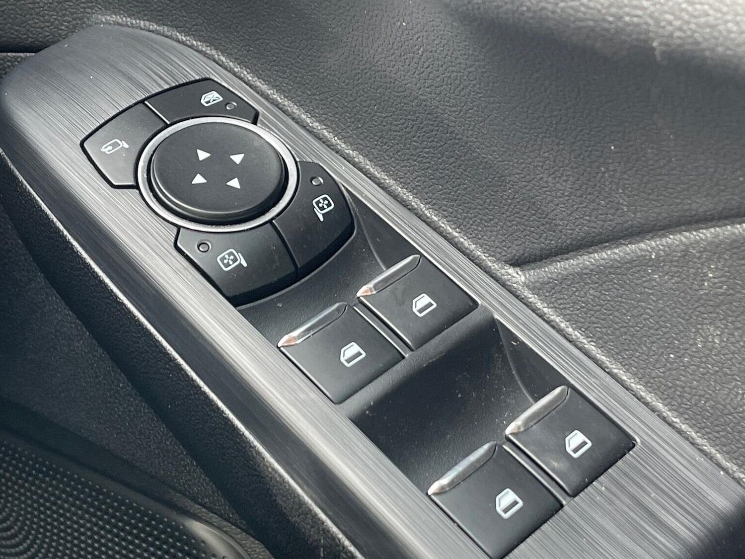 Used Ford Kuga 2025 for sale - 77802108: Photo 21