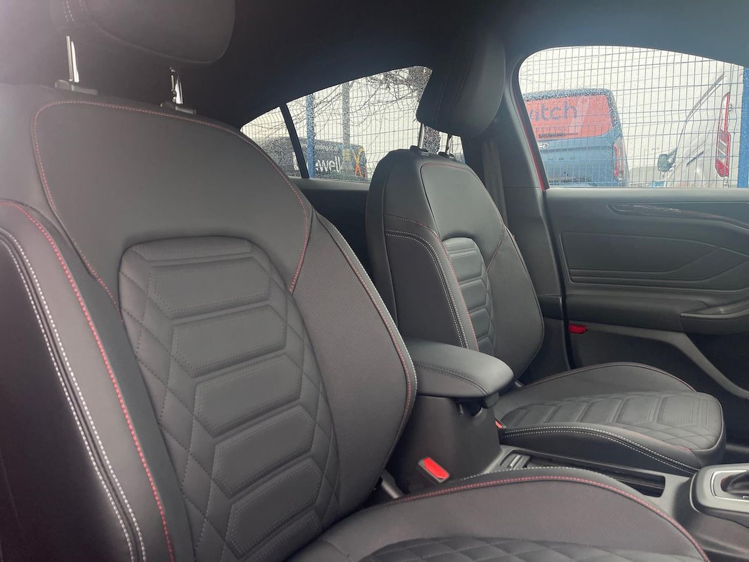 Used Ford Focus 2025 for sale - 76559810: Photo 32