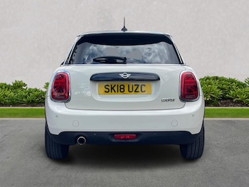 Used MINI Hatch 2018 for sale - 75956610: Photo
