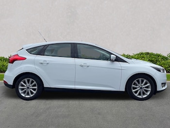 Used Ford Focus 2015 for sale - 75454675: Photo