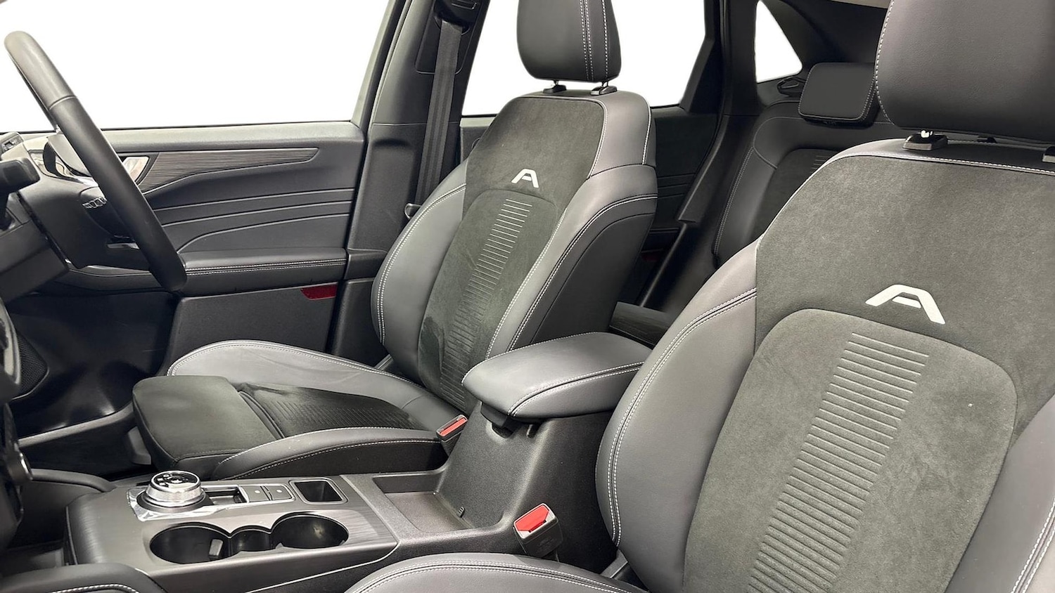 Used Ford Kuga 2025 for sale - 76591403: Photo 7