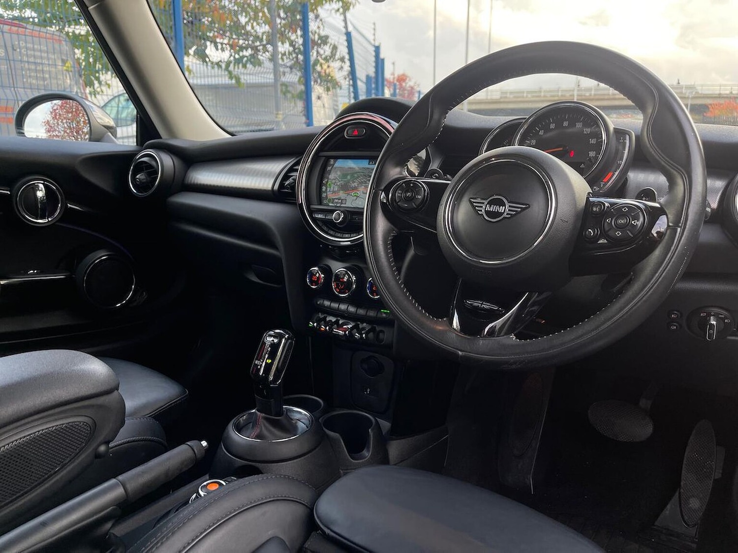 Used MINI Hatch 2018 for sale - 76324526: Photo 13