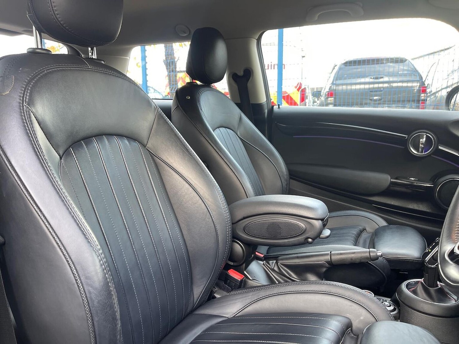 Used MINI Hatch 2018 for sale - 76324526: Photo 32