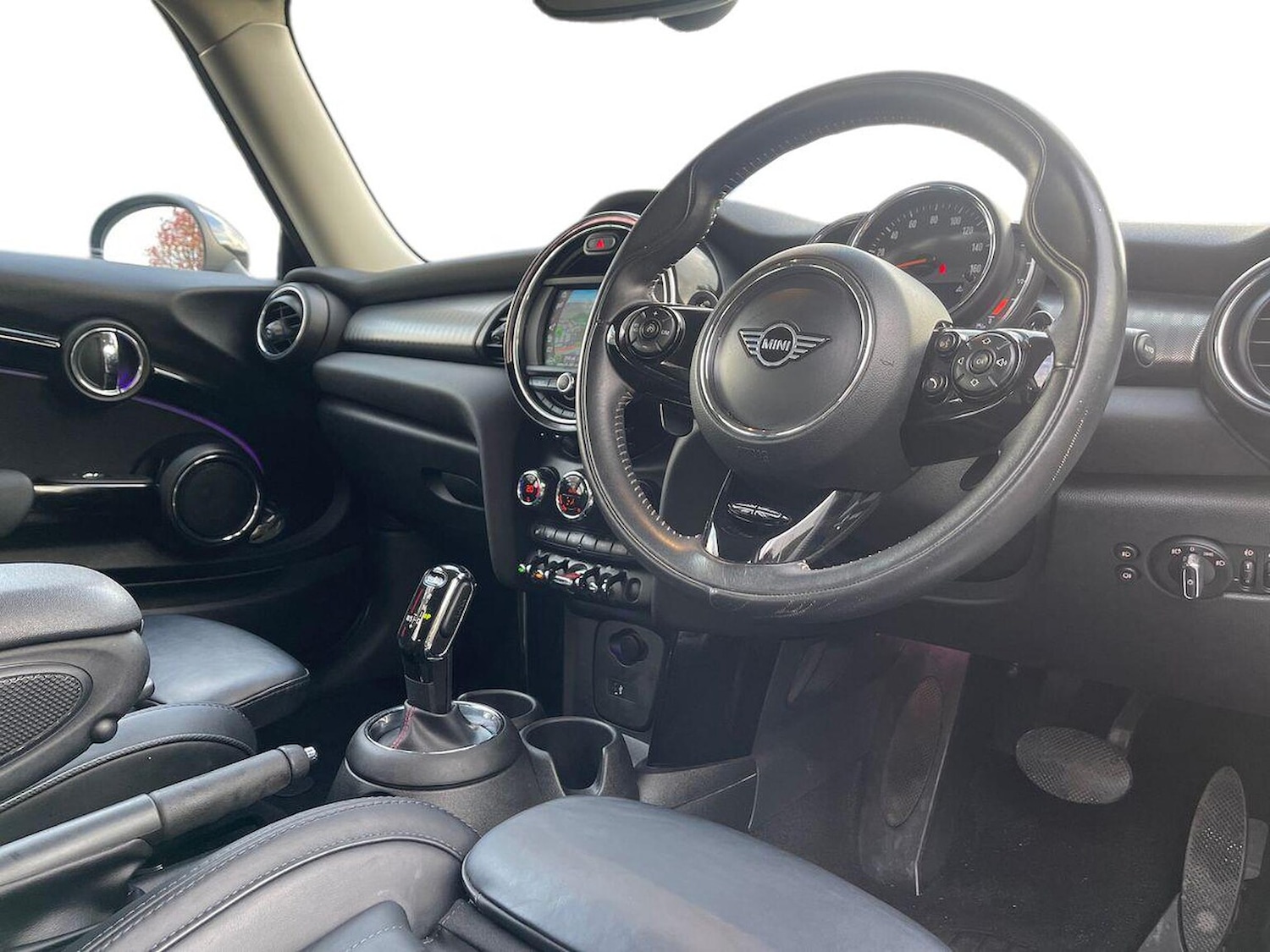 Used MINI Hatch 2018 for sale - 76324526: Photo 9