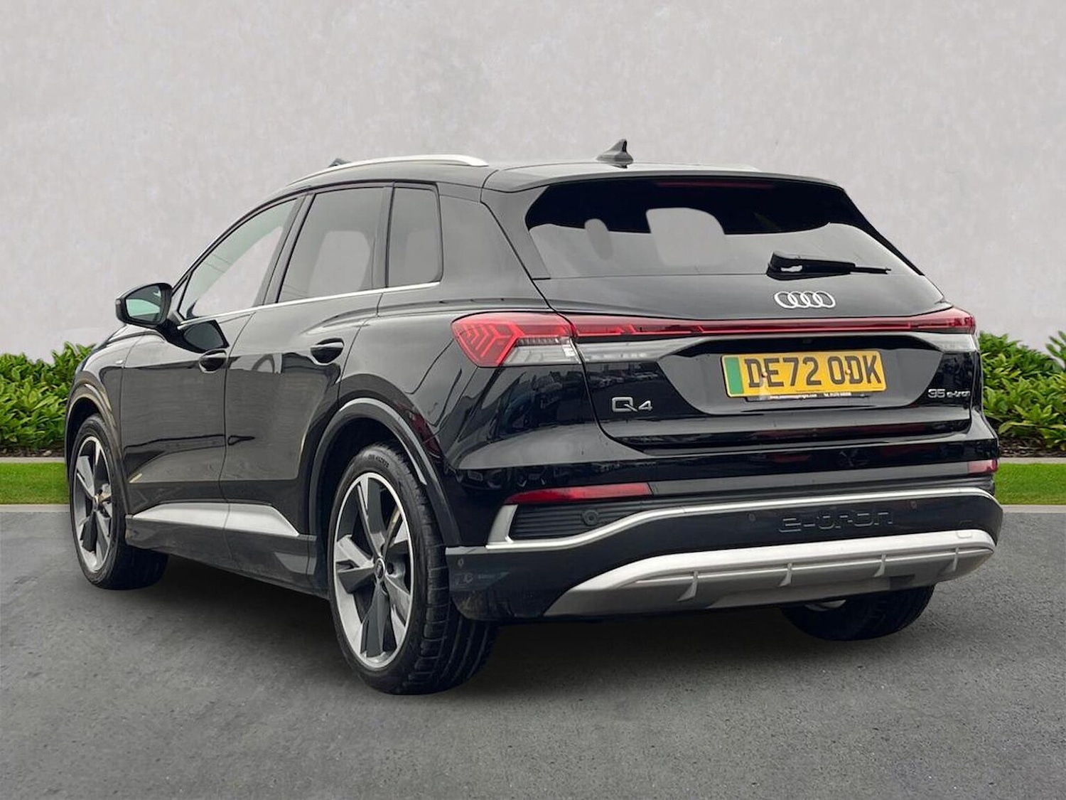 Used Audi Q4 e-tron 2022 for sale - 77034564: Photo 2