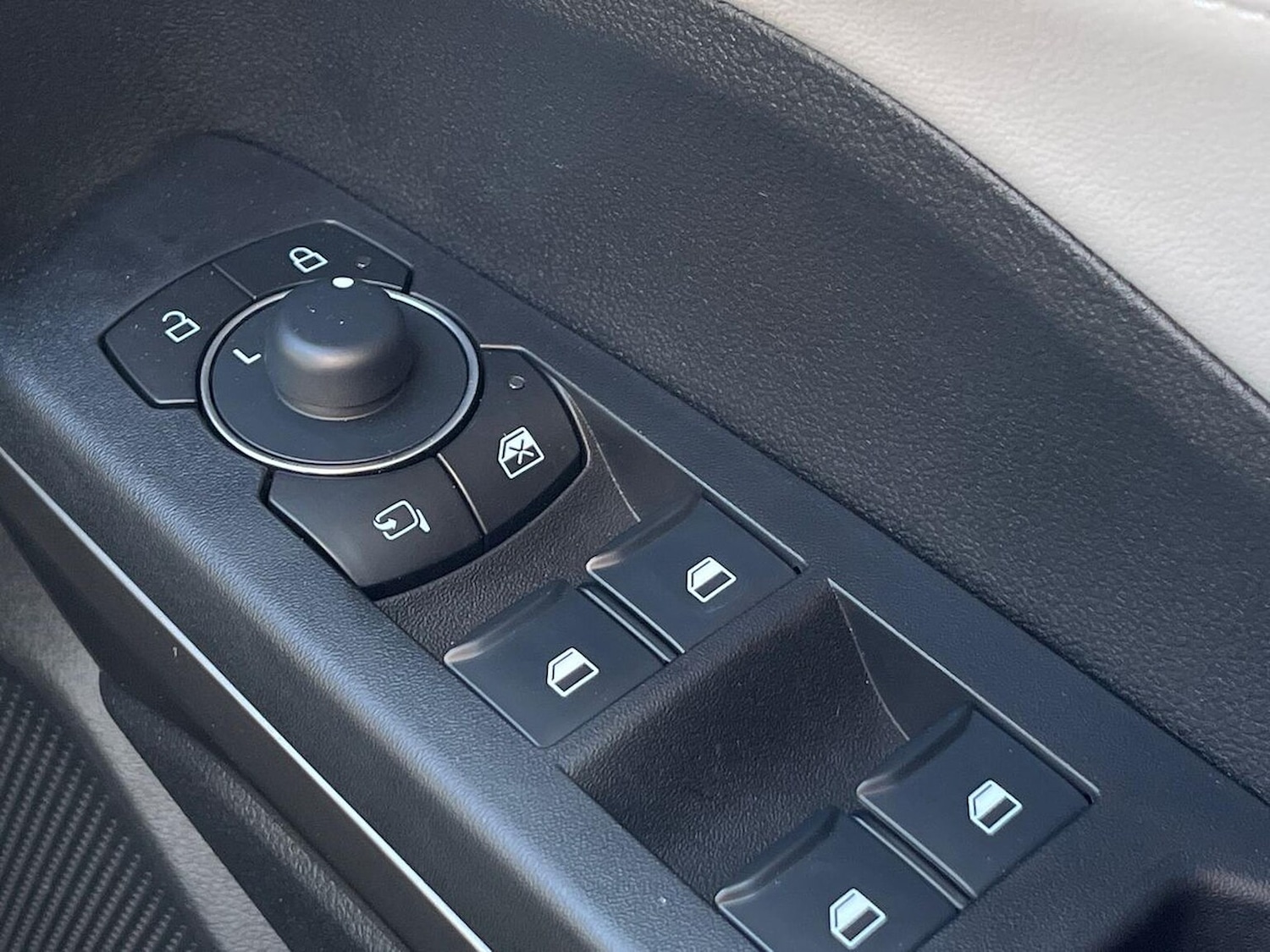 Used Ford Puma 2025 for sale - 77489310: Photo 21