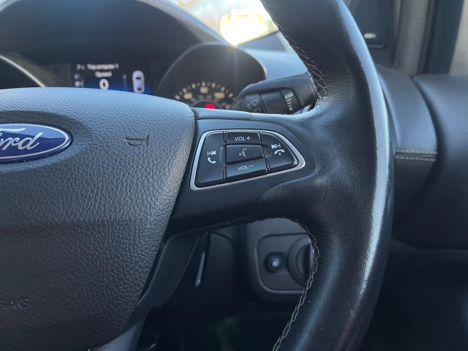 Used Ford Kuga 2017 for sale - 76605580: Photo 27