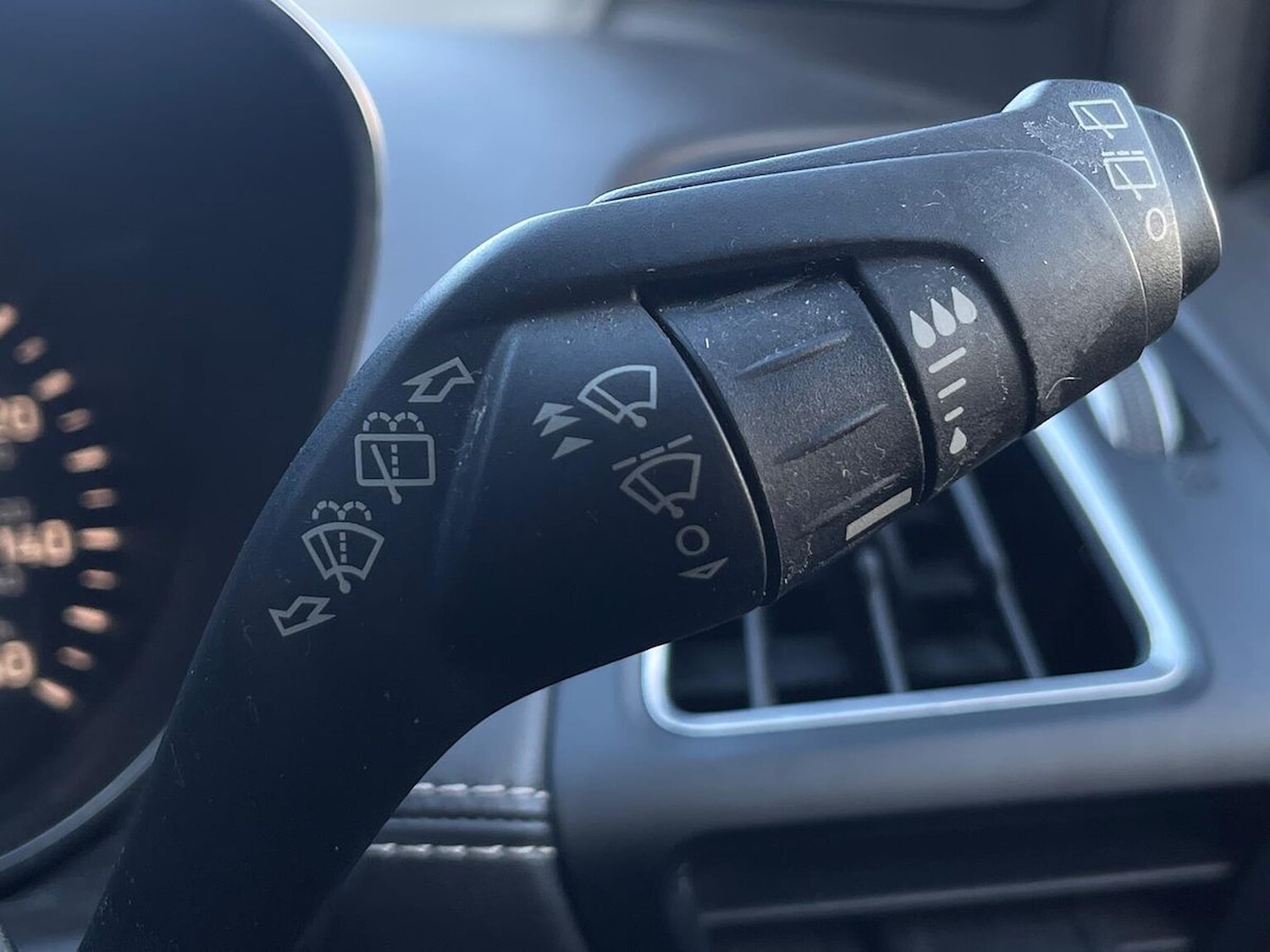 Used Ford Kuga 2017 for sale - 76605580: Photo 29