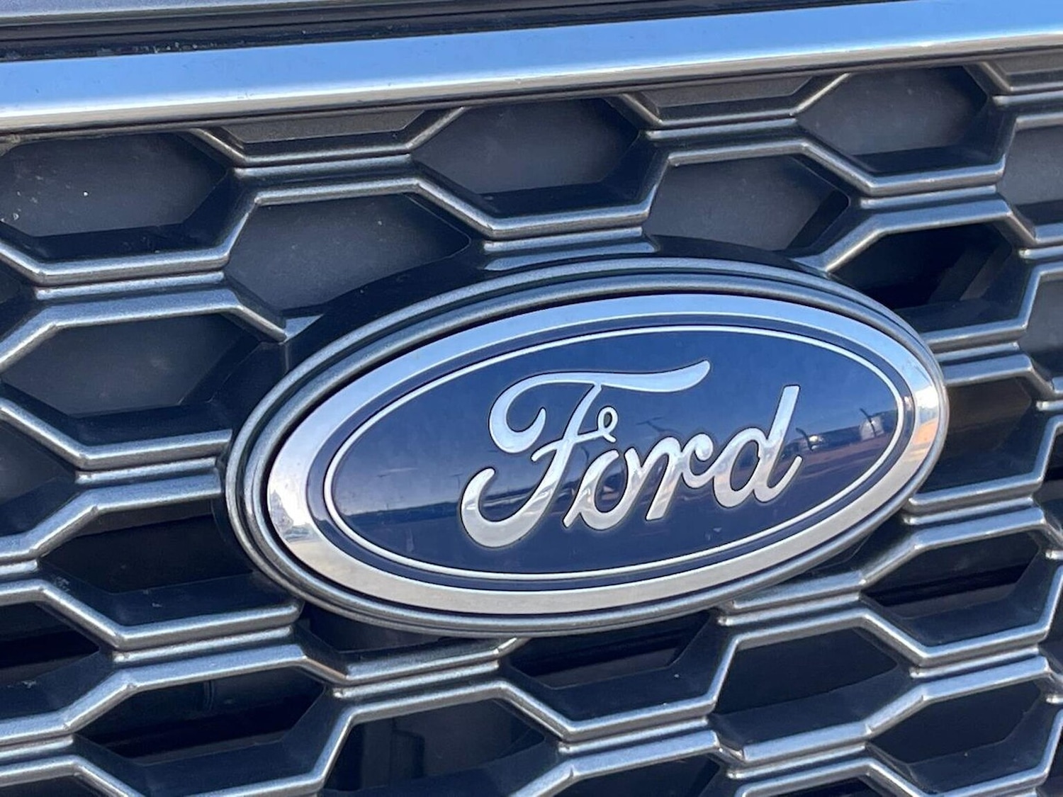 Used Ford Kuga 2017 for sale - 76605580: Photo 33