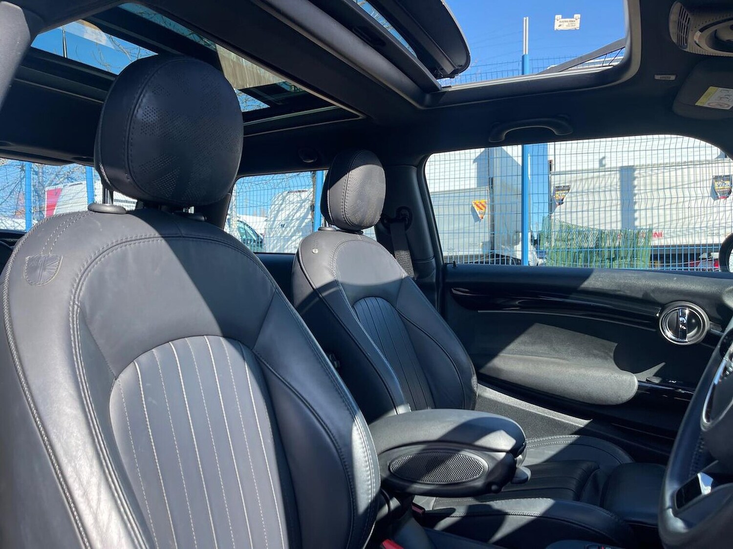 Used MINI Hatch 2022 for sale - 78194362: Photo 41