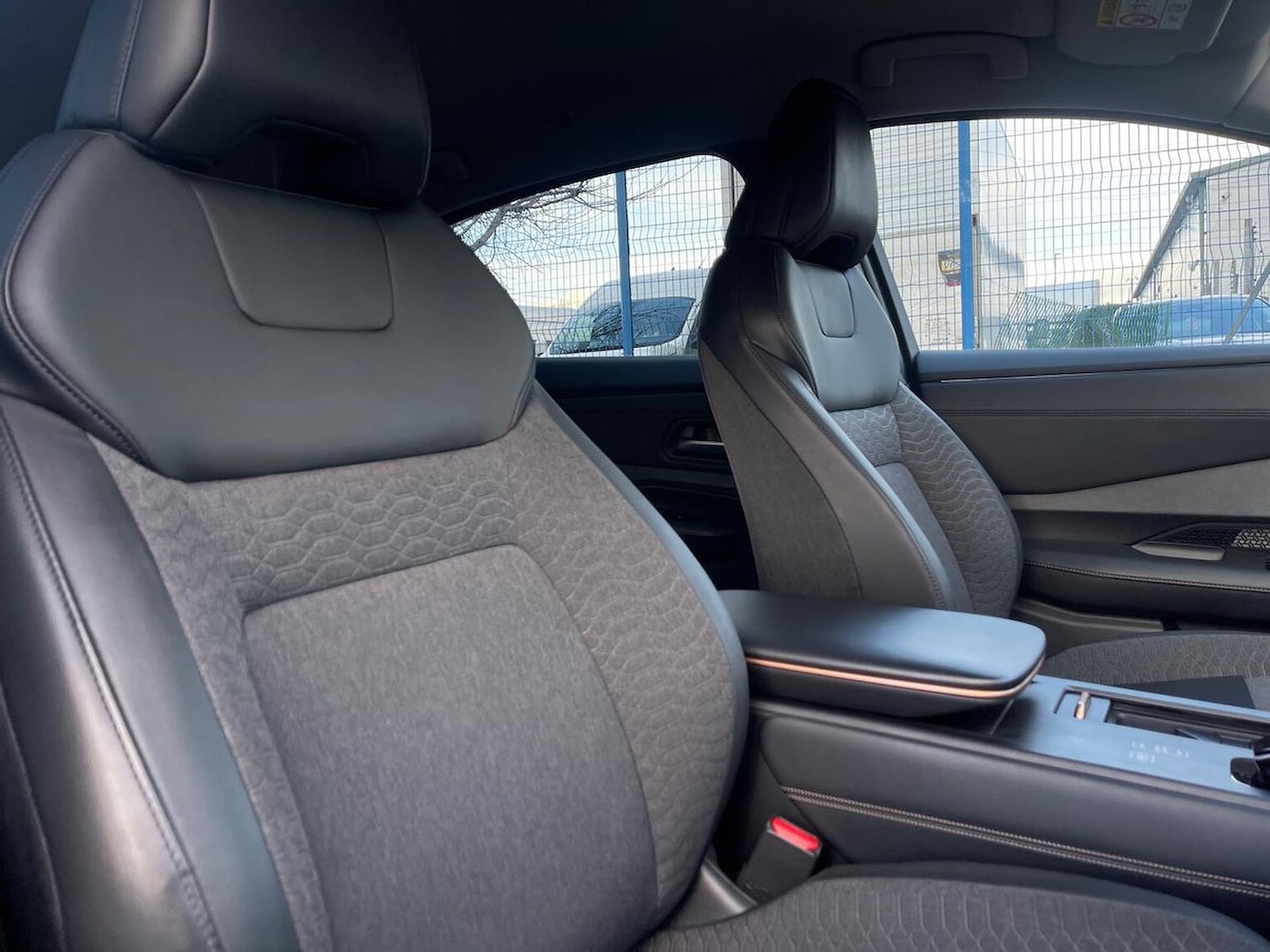 Used Nissan ARIYA 2022 for sale - 77954095: Photo 32