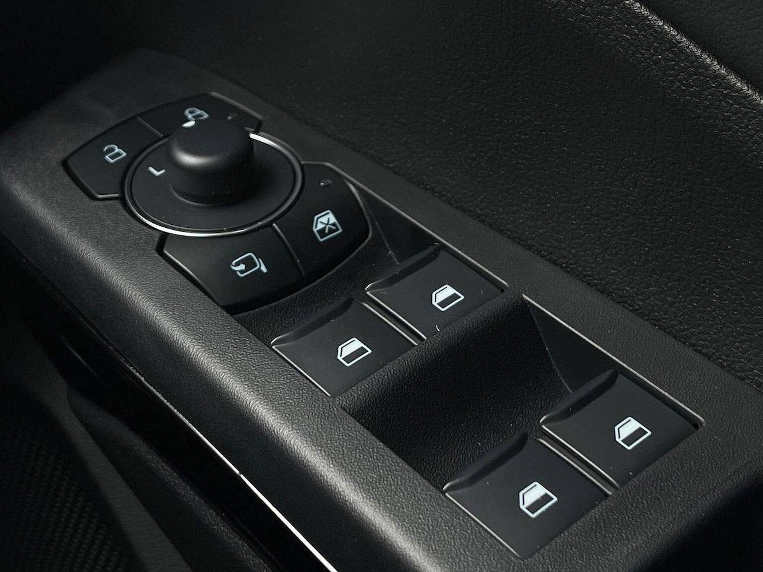 Used Ford Puma 2025 for sale - 76353654: Photo 21