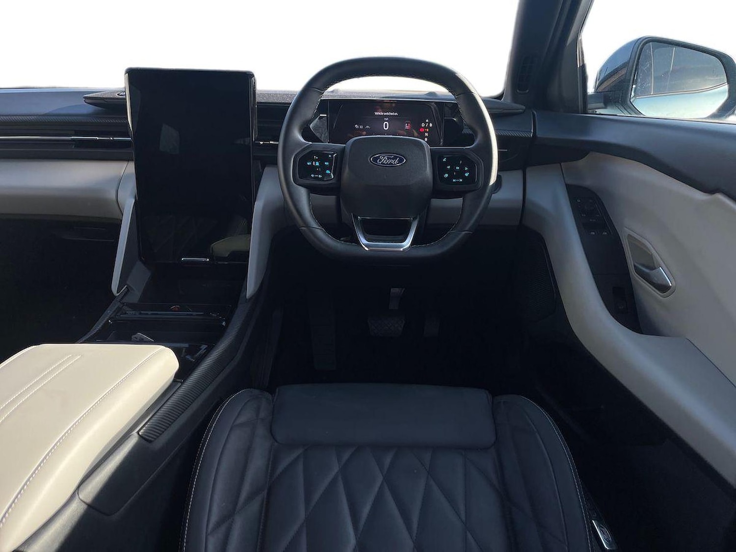 Used Ford Explorer 2024 for sale - 78194308: Photo 11