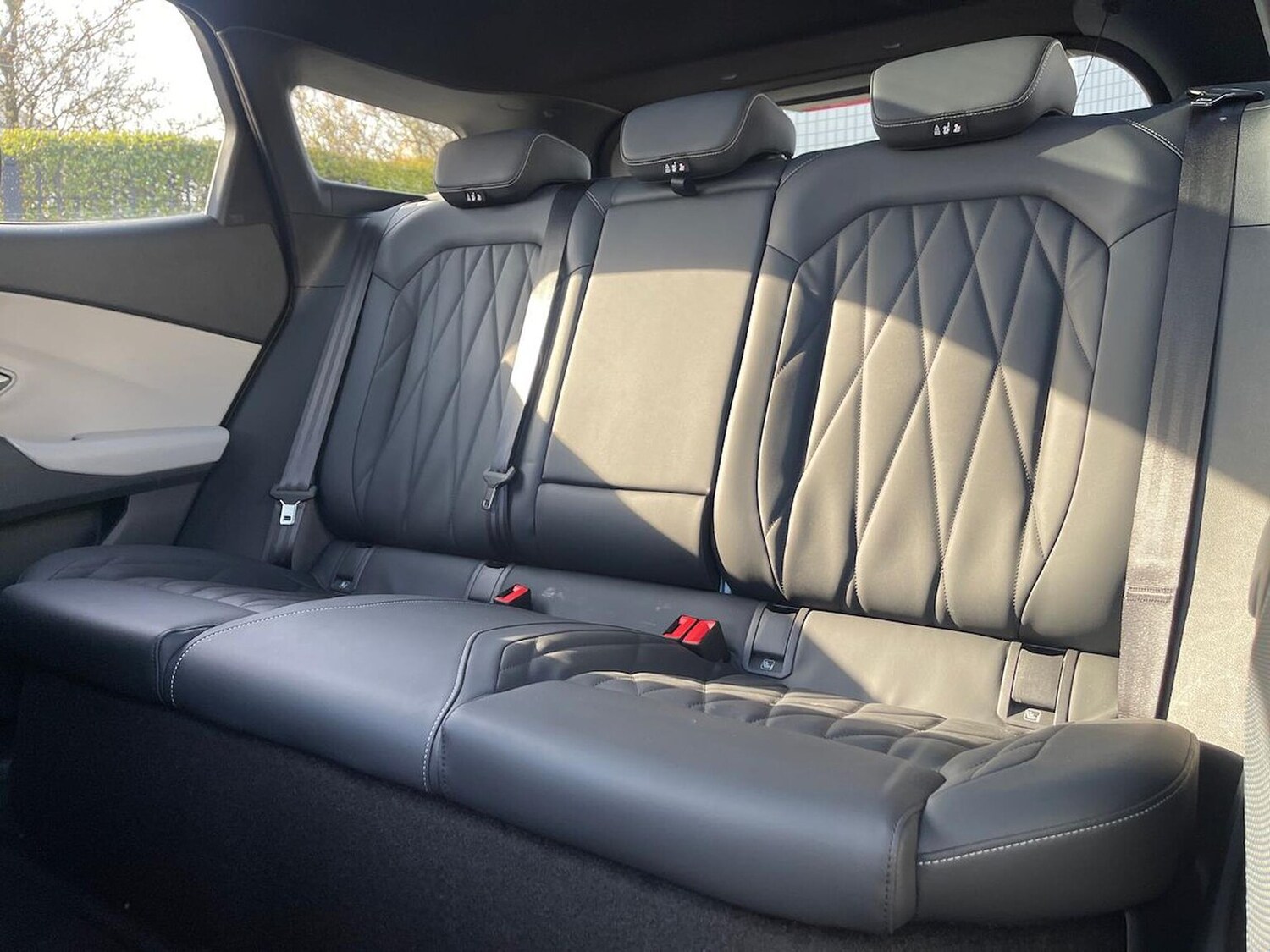 Used Ford Explorer 2024 for sale - 78194308: Photo 18