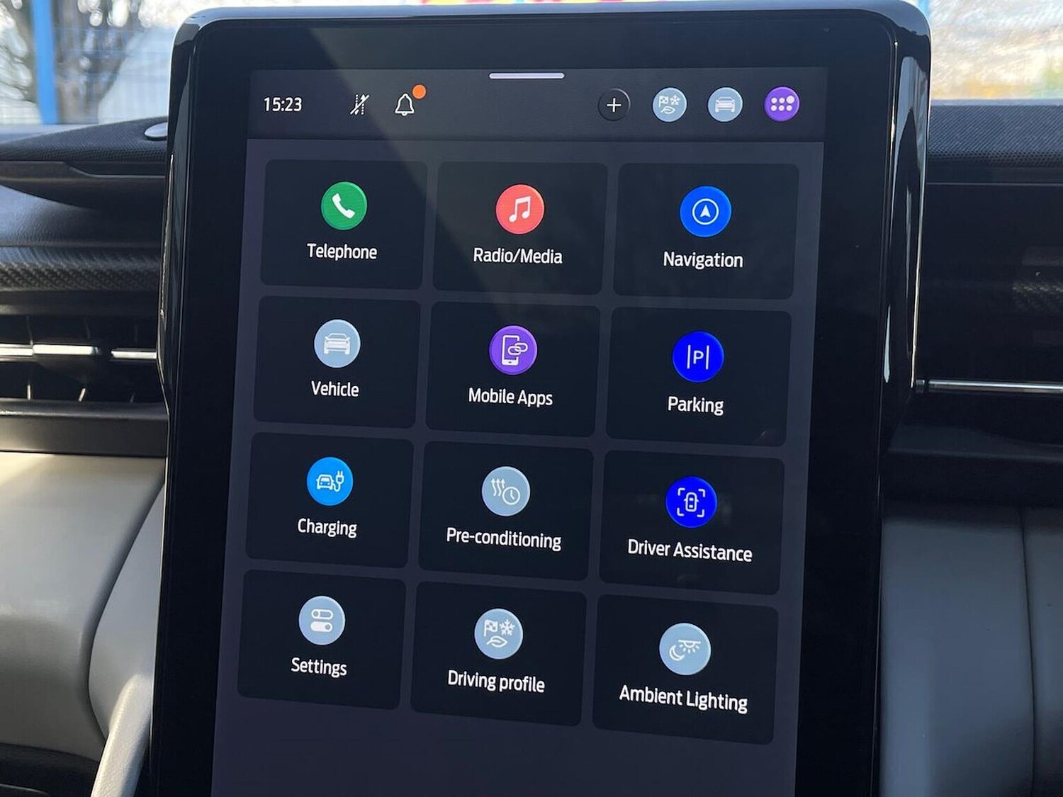 Used Ford Explorer 2024 for sale - 78194308: Photo 25