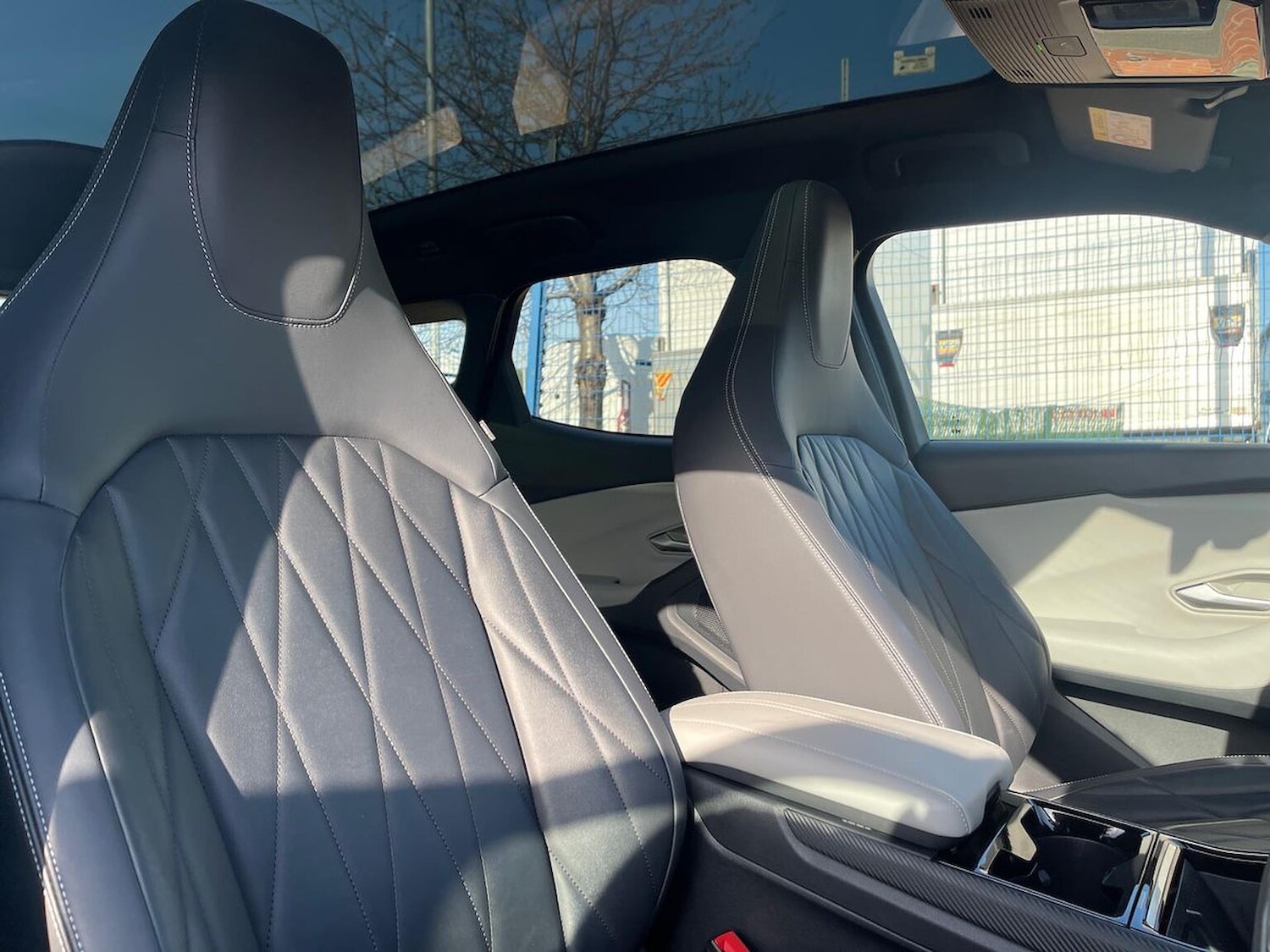 Used Ford Explorer 2024 for sale - 78194308: Photo 37