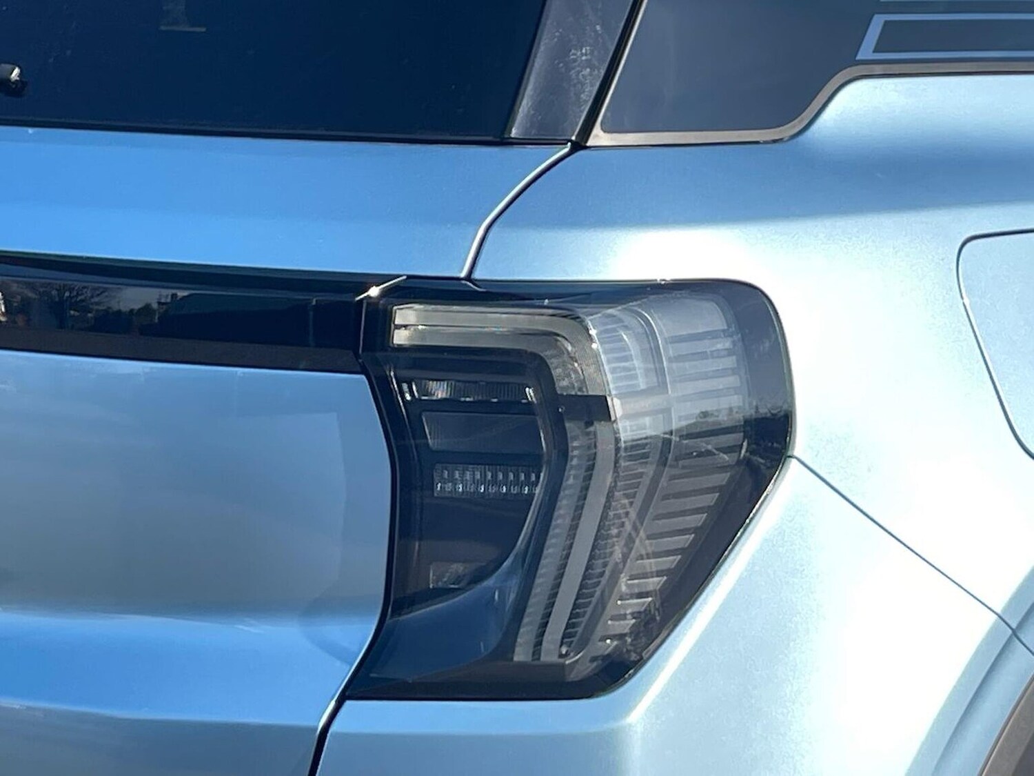 Used Ford Explorer 2024 for sale - 78194308: Photo 38